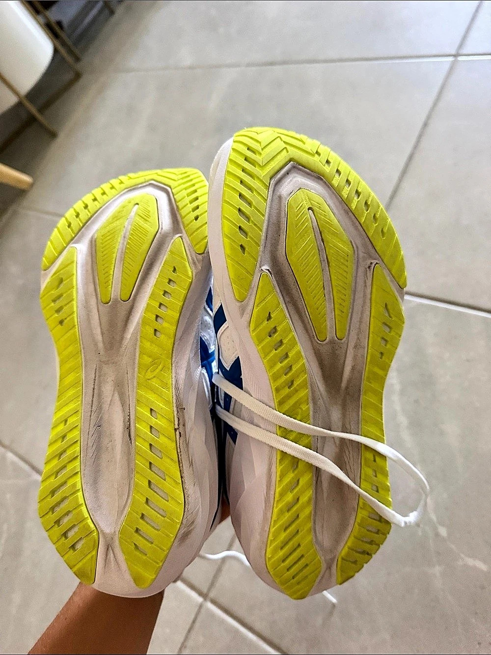 ASICS Novablast 5 - Picture 3 of 6